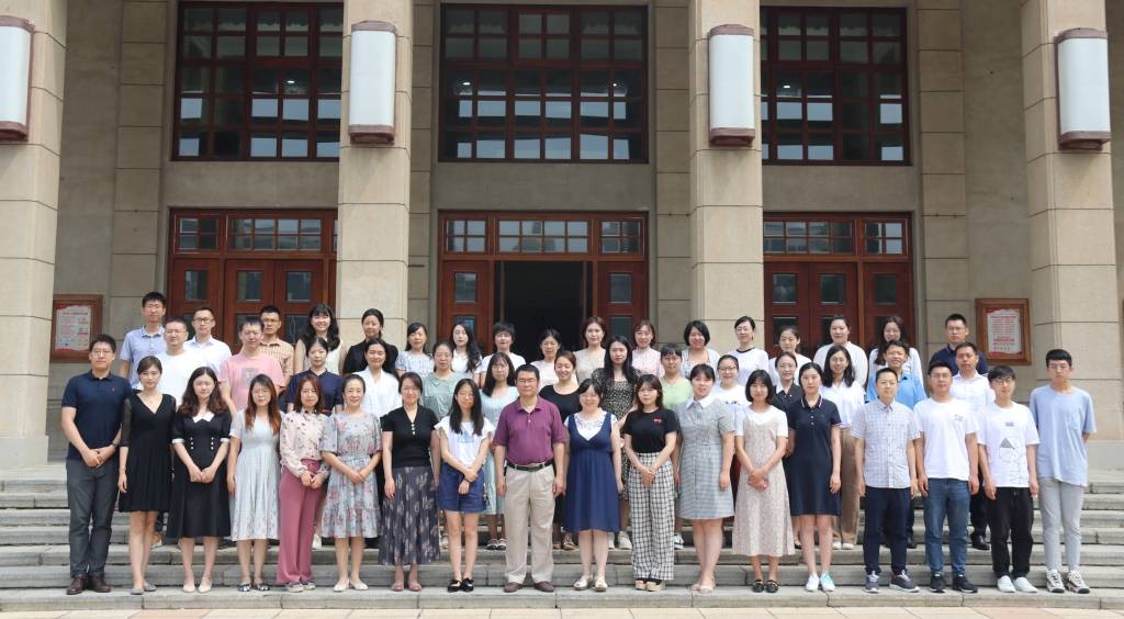 我校2021年机关新教工培训班圆满结业
